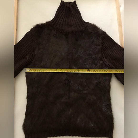 Vintage Women’s Brown Genuine Rabbit Fur Turtle Neck Sweater - Picture 5 of 11